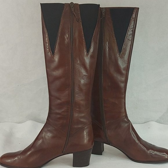 Salvatore Ferragamo Brown Leather Boots - Picture 3 of 16